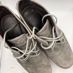 Dansko Gray Suede Lace-Up Wedge Booties EU 39 | US 8.5–9